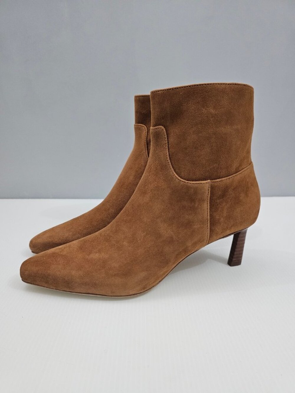 Veronica Beard Kelby Ankle Bootie Size 8.5 Brown Suede Slim Heel Pointed Toe